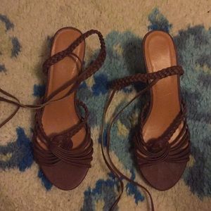 Small heel size 10 lace up calves